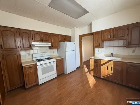 34 Feronia Way Rutherford NJ 07070