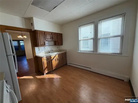 34 Feronia Way Rutherford NJ 07070
