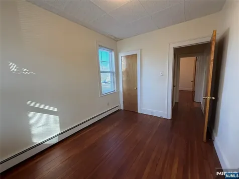 34 Feronia Way Rutherford NJ 07070