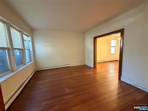 34 Feronia Way Rutherford NJ 07070