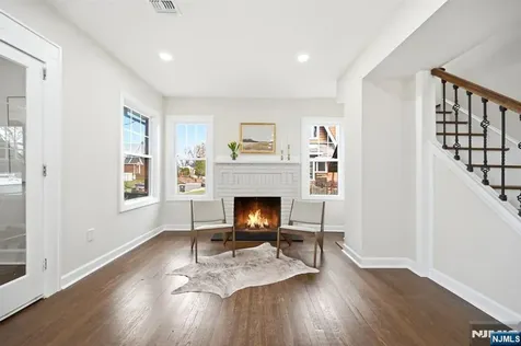 308 Windsor Road Englewood NJ 07631