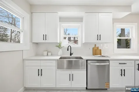 308 Windsor Road Englewood NJ 07631