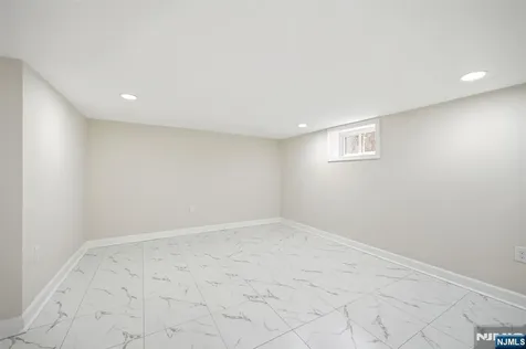 308 Windsor Road Englewood NJ 07631