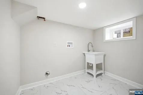 308 Windsor Road Englewood NJ 07631
