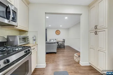 994 Boxwood Court Mahwah NJ 07430