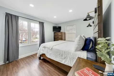 994 Boxwood Court Mahwah NJ 07430