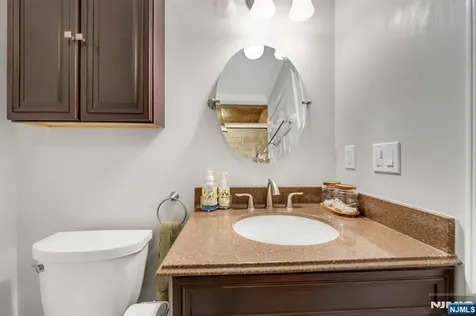 994 Boxwood Court Mahwah NJ 07430