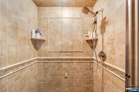 994 Boxwood Court Mahwah NJ 07430