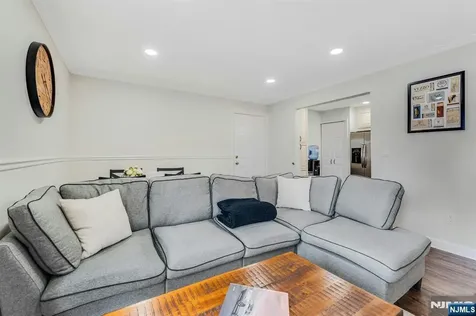 994 Boxwood Court Mahwah NJ 07430