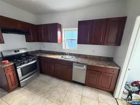 81-85 Columbia Avenue Newark NJ 07106