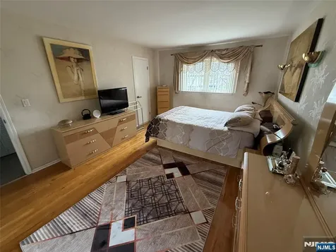 21A Millar Court Paramus NJ 07652