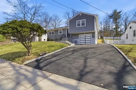 22 Barry Drive West Orange NJ 07052
