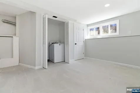 22 Barry Drive West Orange NJ 07052