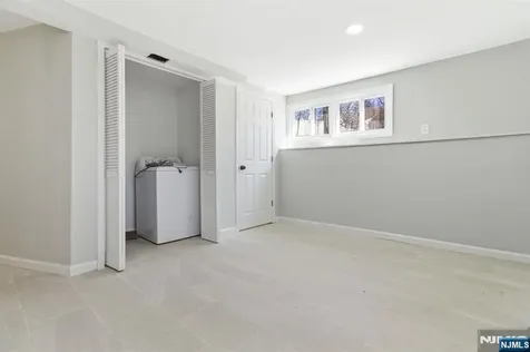 22 Barry Drive West Orange NJ 07052