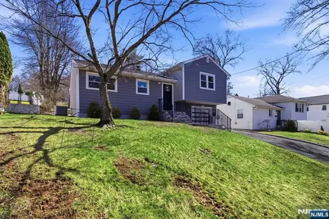 22 Barry Drive West Orange NJ 07052