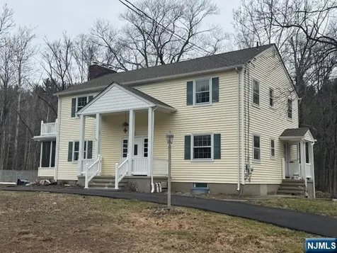 558 Westbrook Road Ringwood NJ 07456