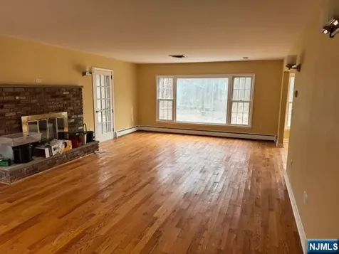 558 Westbrook Road Ringwood NJ 07456