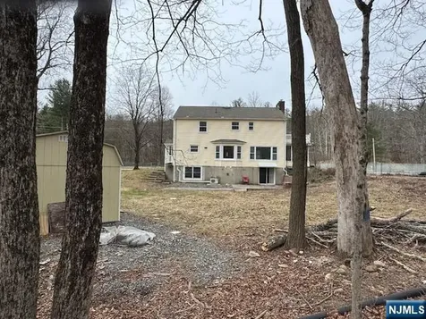 558 Westbrook Road Ringwood NJ 07456
