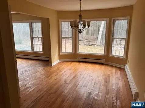 558 Westbrook Road Ringwood NJ 07456