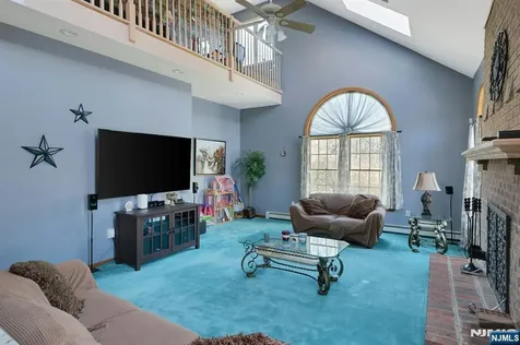 5 Noble Court Washington Township NJ 07853