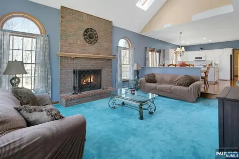 5 Noble Court Washington Township NJ 07853