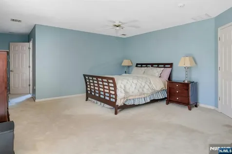 5 Noble Court Washington Township NJ 07853