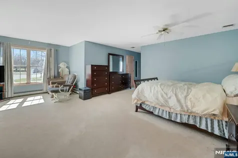 5 Noble Court Washington Township NJ 07853