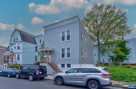 229 21st Street Irvington NJ 07111