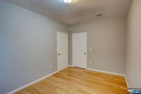 229 21st Street Irvington NJ 07111