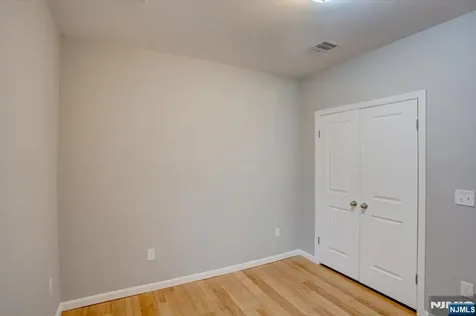 229 21st Street Irvington NJ 07111