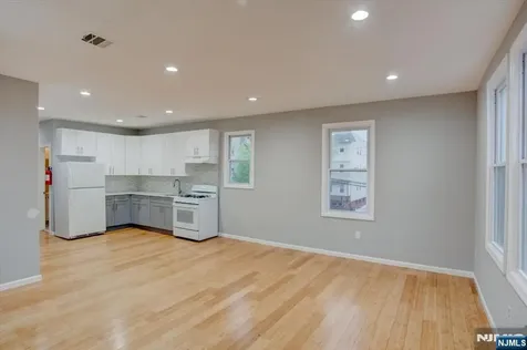 229 21st Street Irvington NJ 07111