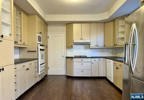 695 Palisade Avenue Cliffside Park NJ 07010