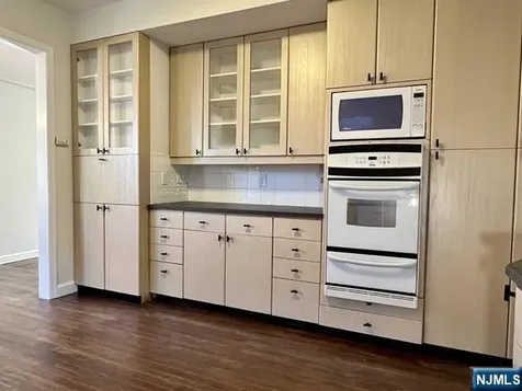 695 Palisade Avenue Cliffside Park NJ 07010