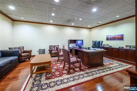 307 W Pleasantview Avenue Hackensack NJ 07601