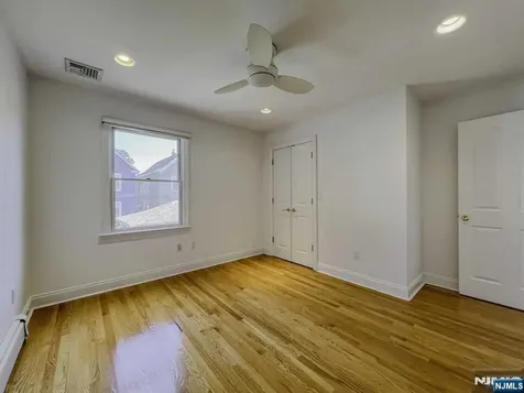 91 Cutler Street Clifton NJ 07011