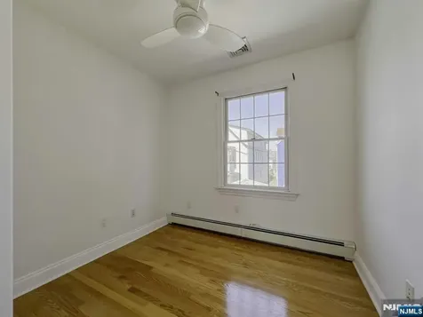 91 Cutler Street Clifton NJ 07011
