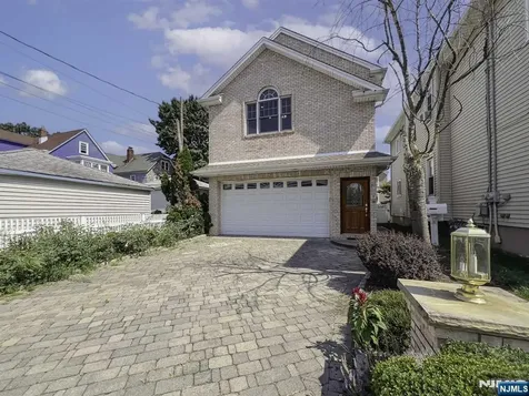 91 Cutler Street Clifton NJ 07011