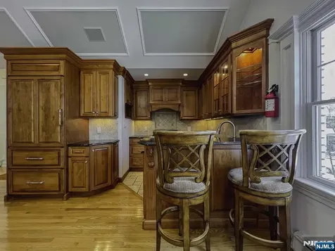 91 Cutler Street Clifton NJ 07011