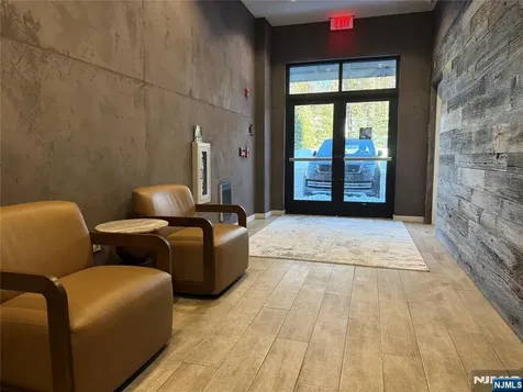 62 Broadway Woodcliff Lake NJ 07677