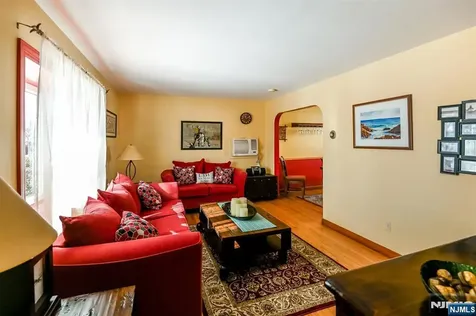 42 Lenox Avenue Dumont NJ 07628