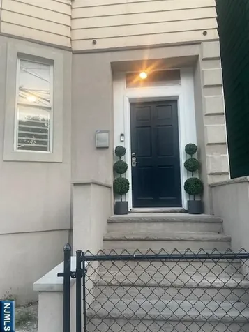 266 Littleton Avenue Newark NJ 07103