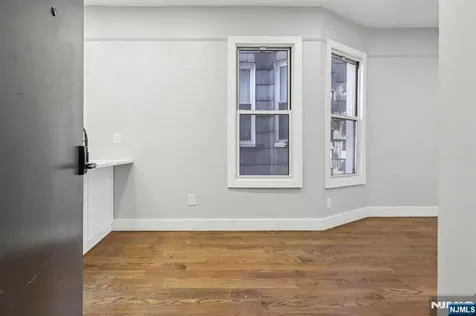 112 Duncan Avenue Jersey City NJ 07306