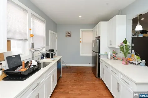 135 Scheerer Avenue Newark NJ 07112