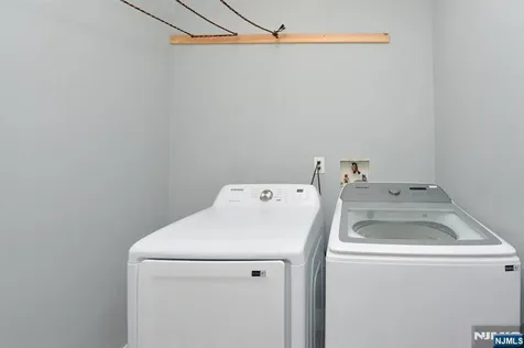 135 Scheerer Avenue Newark NJ 07112