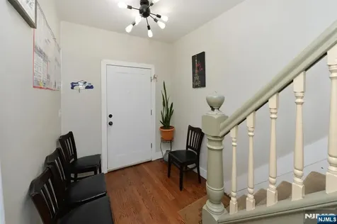 135 Scheerer Avenue Newark NJ 07112