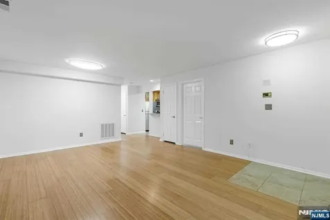 342 Village Court Fort Lee NJ 07024