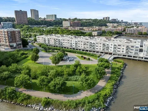 108 The Promenade Edgewater NJ 07020