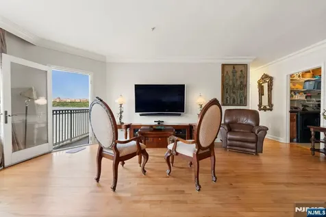 108 The Promenade Edgewater NJ 07020