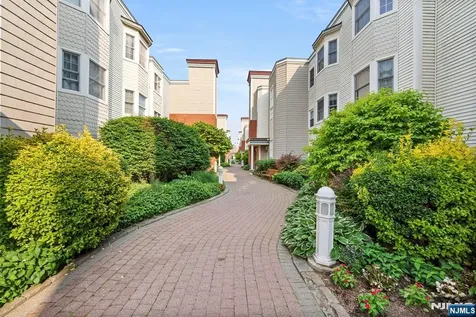 108 The Promenade Edgewater NJ 07020