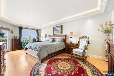 108 The Promenade Edgewater NJ 07020